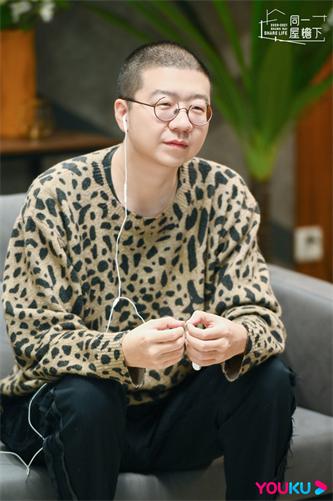 李诞单人.jpg