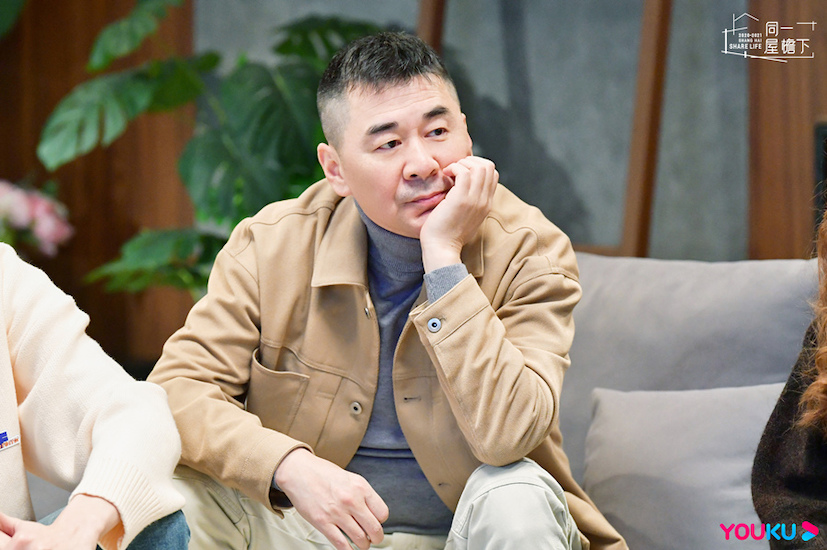 陈建斌单人.jpg