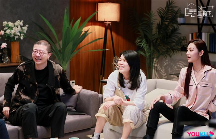 李诞曾可妮杨笠同框.jpg