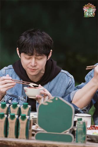 何炅.jpg