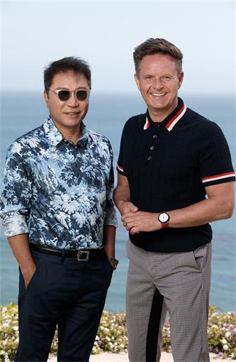 李秀满制作人(左)和Mark Burnett制作人(右) 图片.JPG