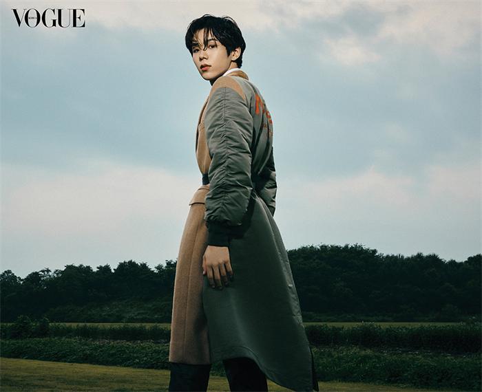 将太郎《Vogue Korea》8月刊画报 1.jpg